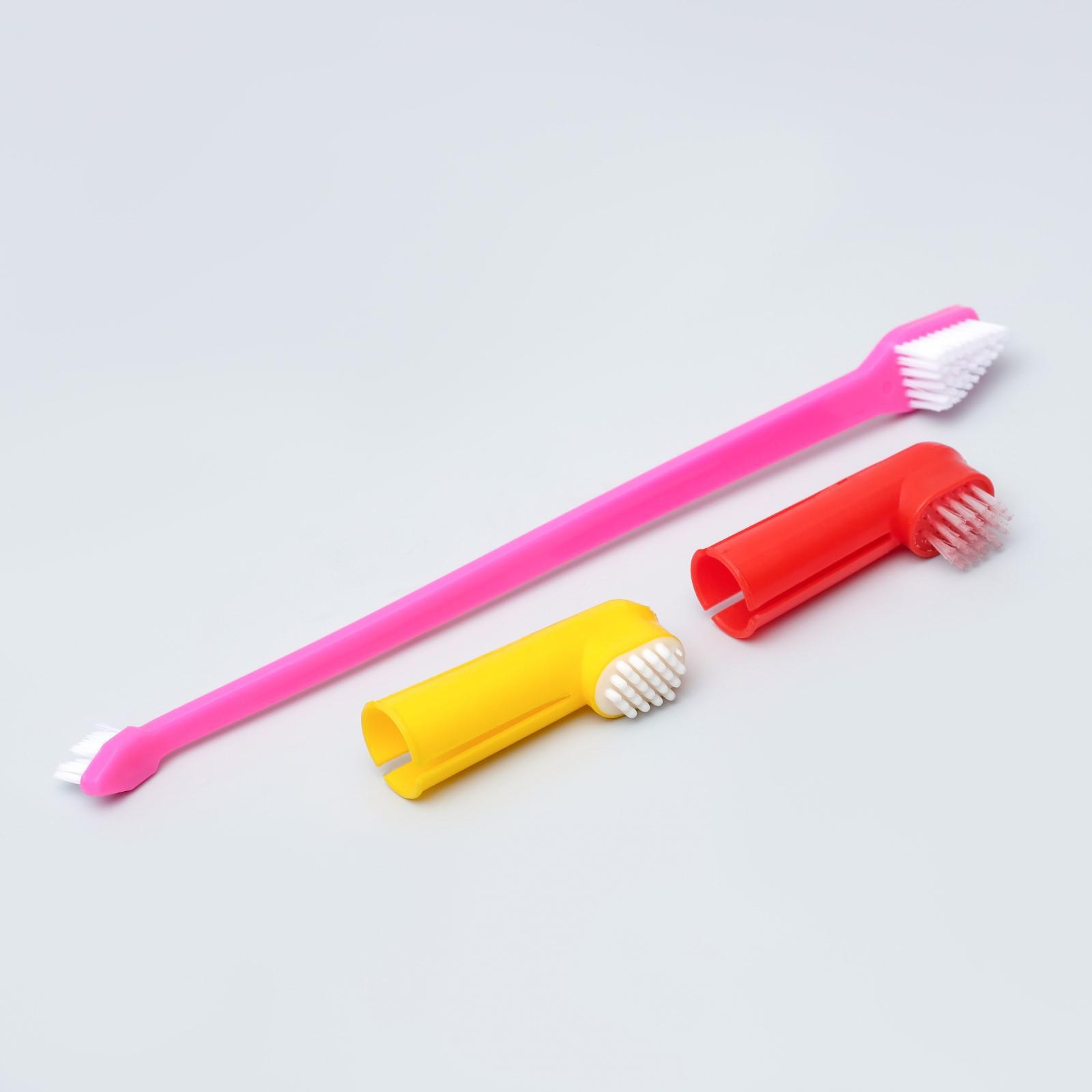 Набор зубная щётка двухсторонняя + щётка напальчник + массажер для десен (набор 3 шт), микс   фото, цены, купить