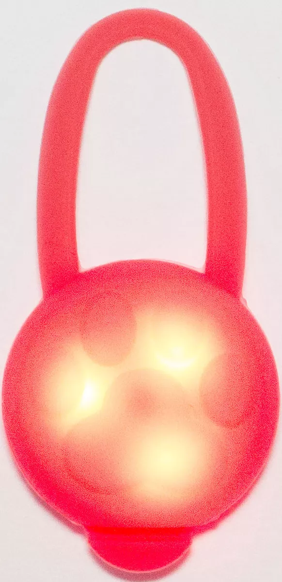 Светящийся брелок-подвеска "Лапка" цвет: красный 6.6*3.2*1.1см (силикон) (JPL-076R) фото, цены, купить