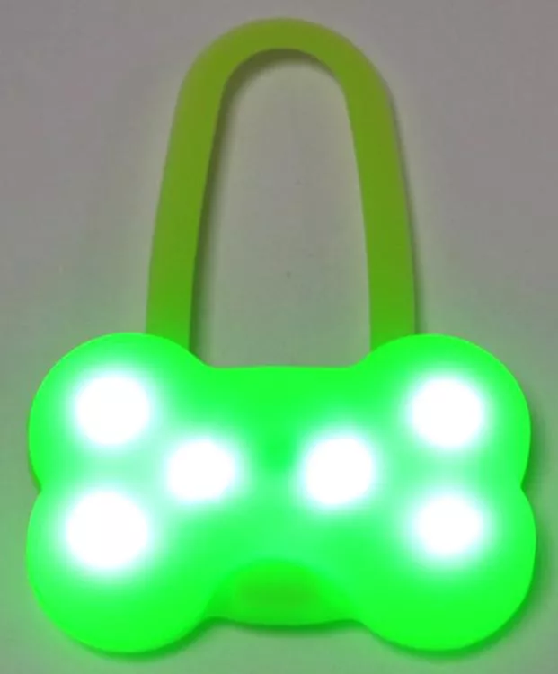 Светящийся брелок-подвеска "Косточка" цвет: зеленый 7.0*5.1*1.1см фото, цены, купить